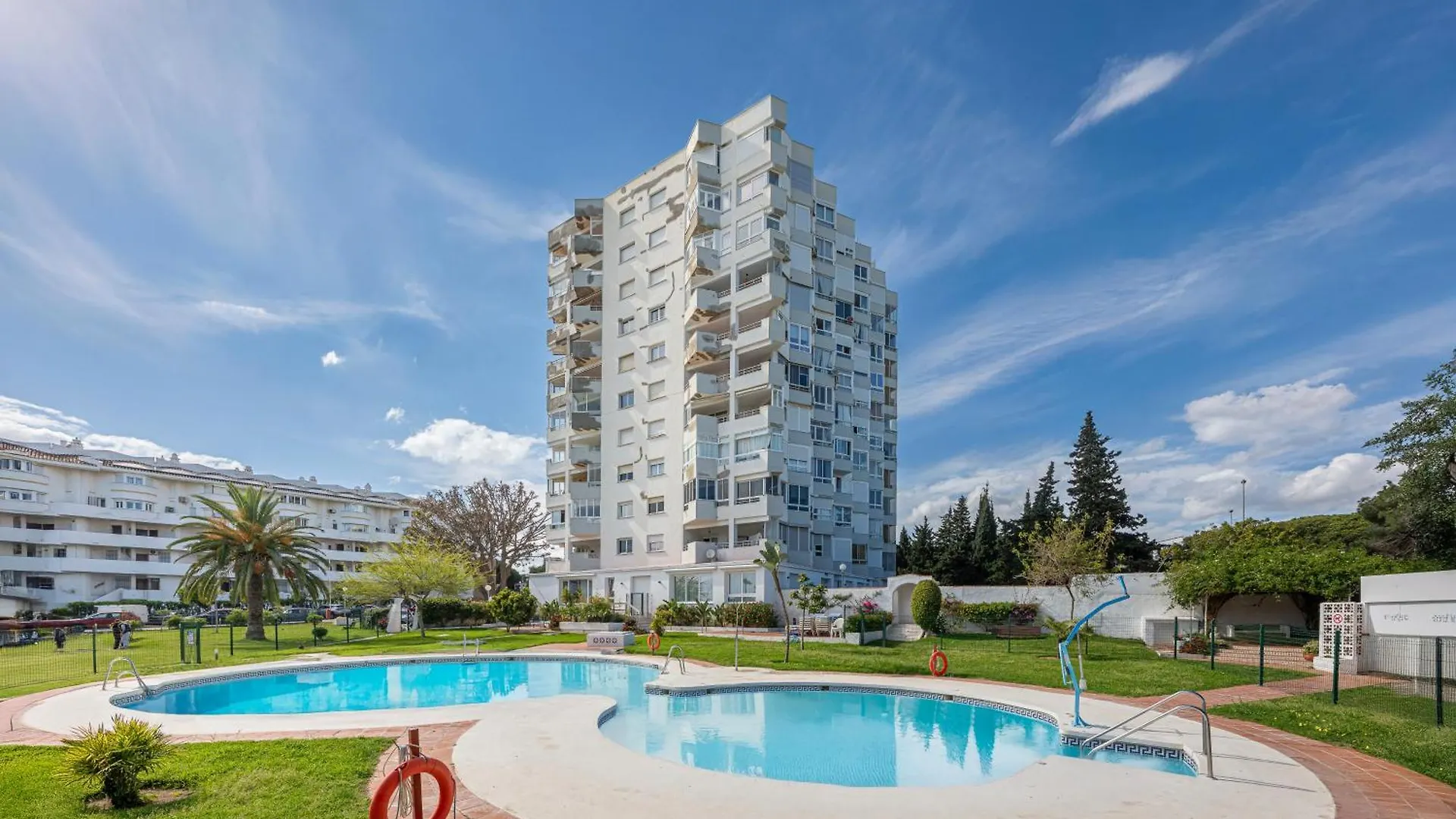 Fancy Studio Direct Access To Sea✺Parking✺Pool Mijas 0*,  Spain
