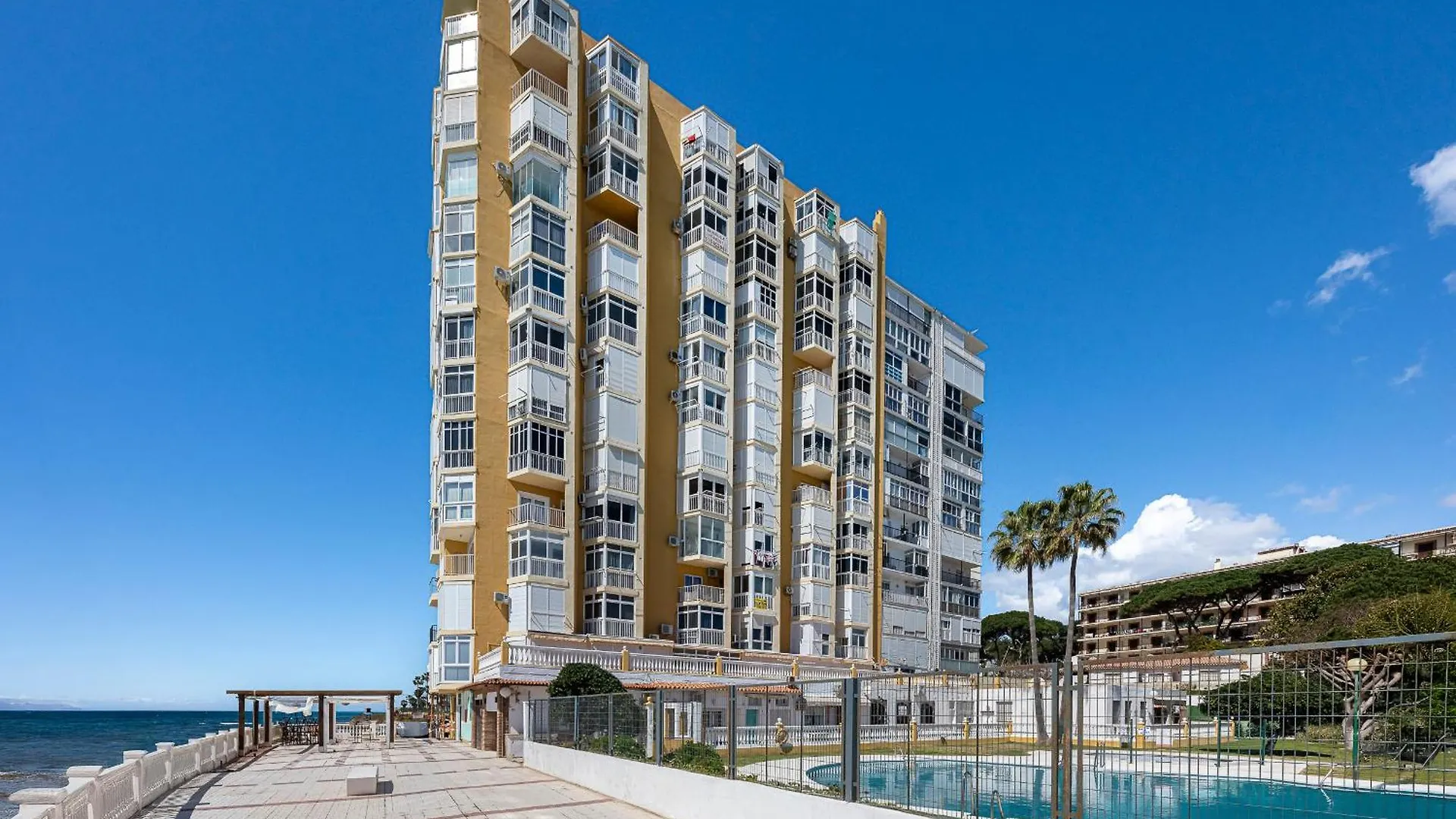 Fancy Studio Direct Access To Sea✺Parking✺Pool Mijas Apartment