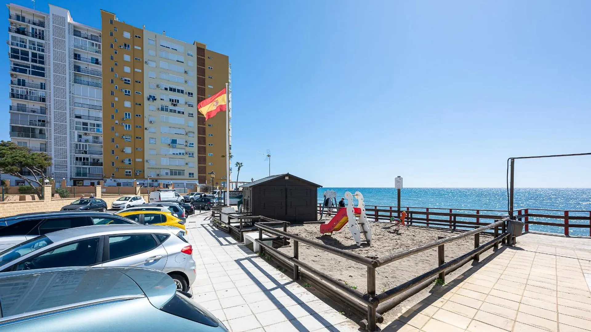 Fancy Studio Direct Access To Sea✺Parking✺Pool Mijas 0*,  Spain