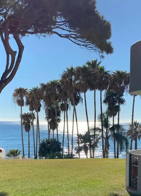 Fancy Studio Direct Access To Sea✺Parking✺Pool Mijas 0*,  Spain