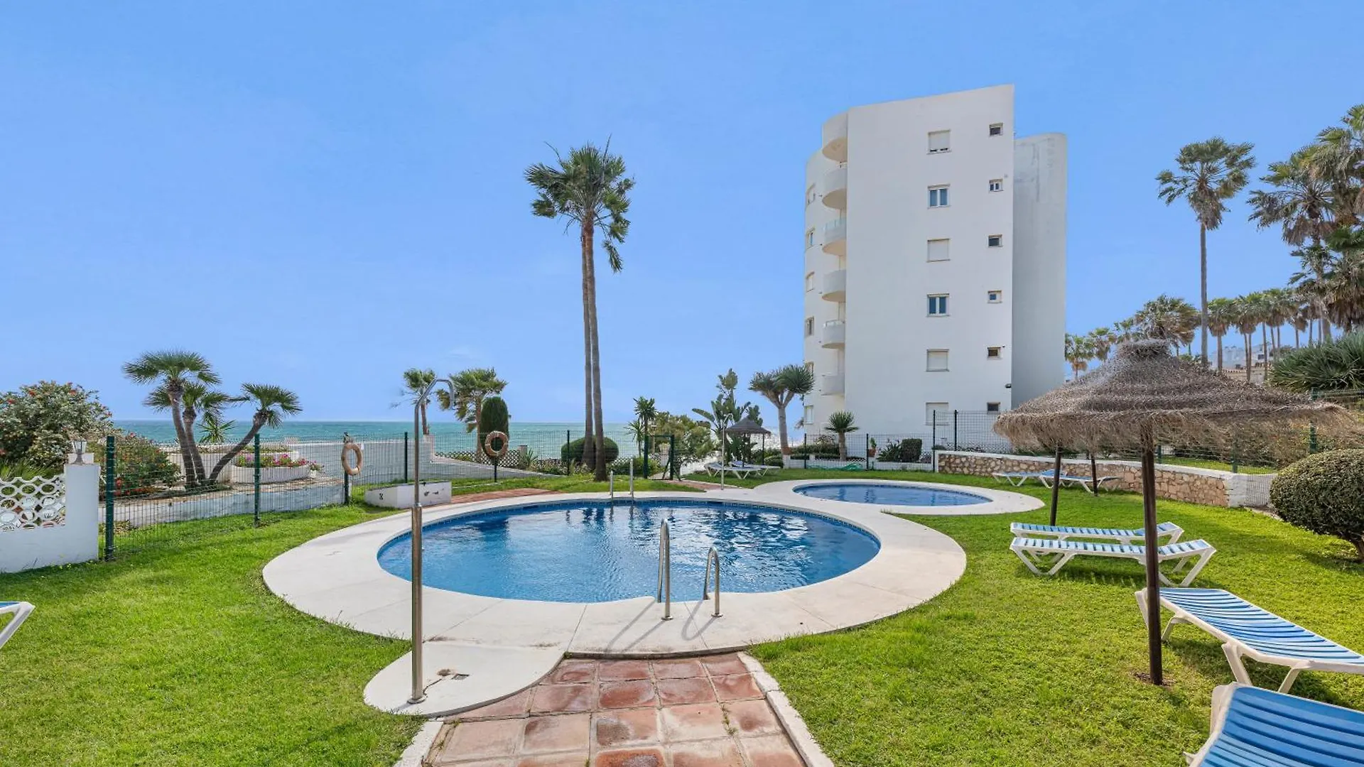 Fancy Studio Direct Access To Sea✺Parking✺Pool Mijas 0*,